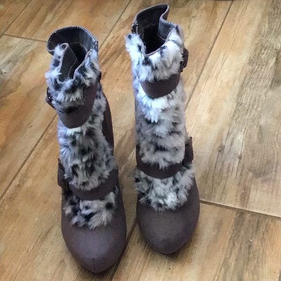 Shoes - Faux suede and faux fur 4.5” boot.
